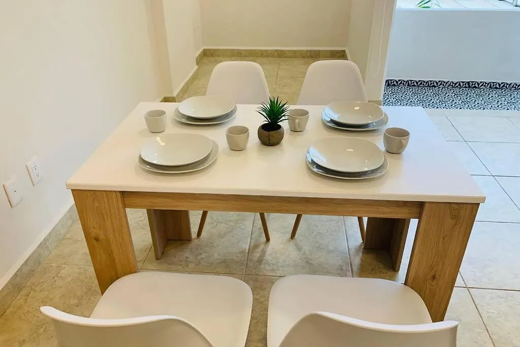 Liverte Downtown Apartments Cancun