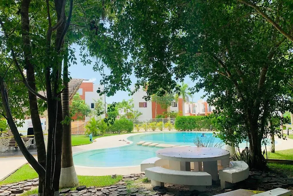 Liverte Downtown Apartments Cancun 0*,