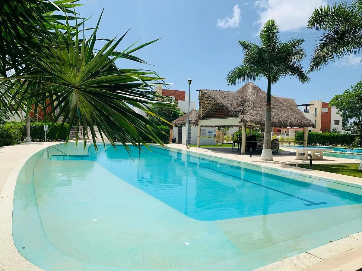 Liverte Downtown Apartments Cancun