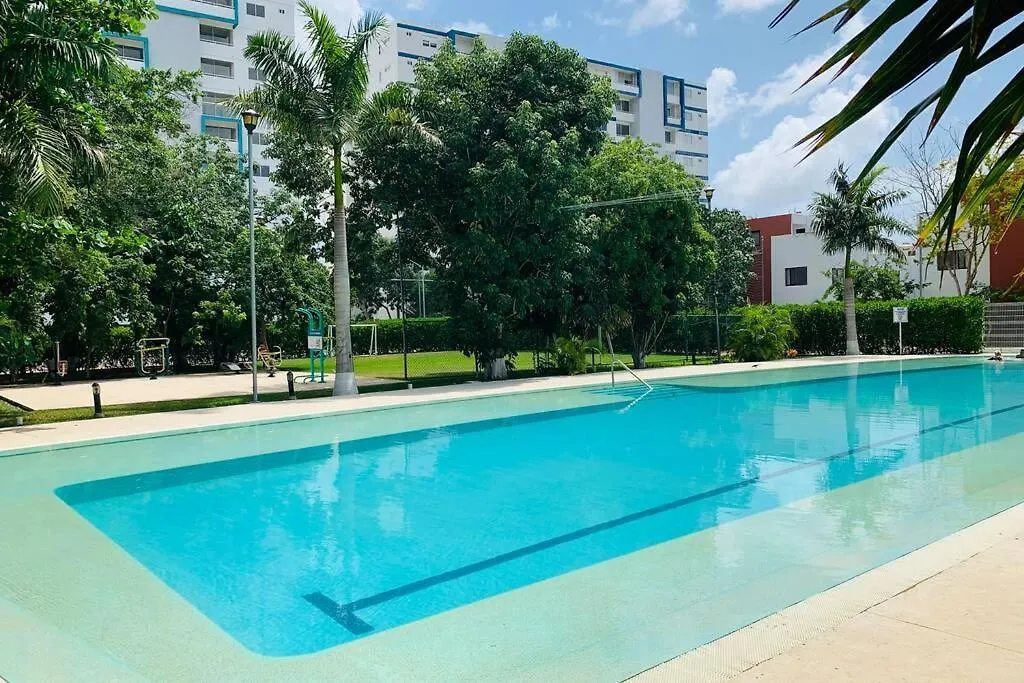 Liverte Downtown Apartments Cancun